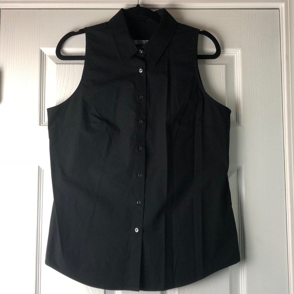 Boston Proper Sleeveless Button Down